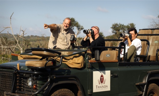 German speaking photography guide at Thanda Safari